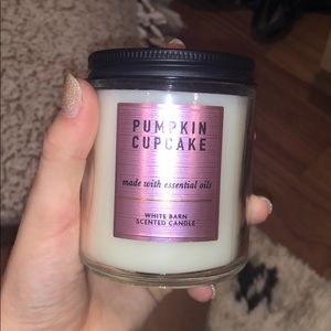 Bath & Body Pumpkin Cupcake candle